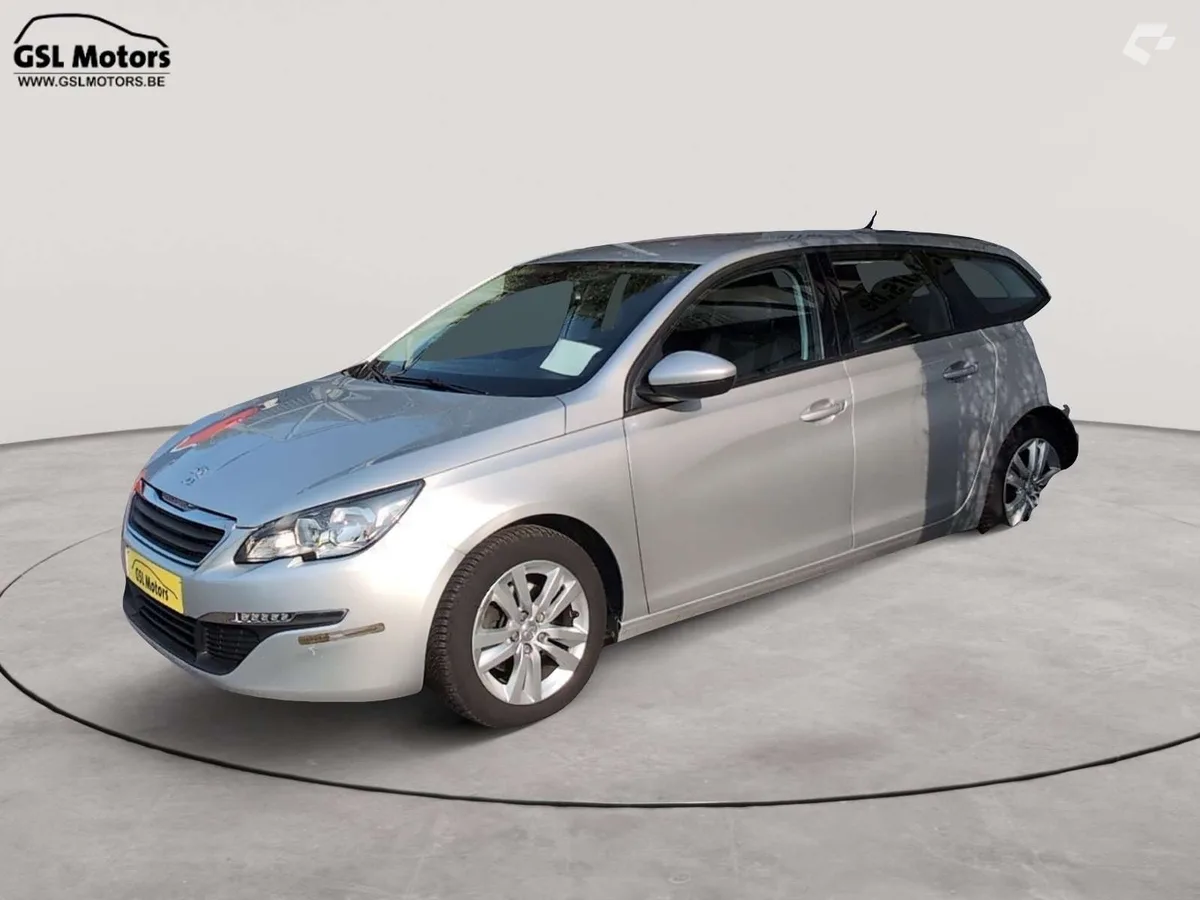 Peugeot 308 2016 — photo 1
