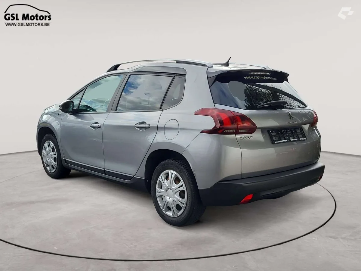 Peugeot 2008 2017 — photo 3