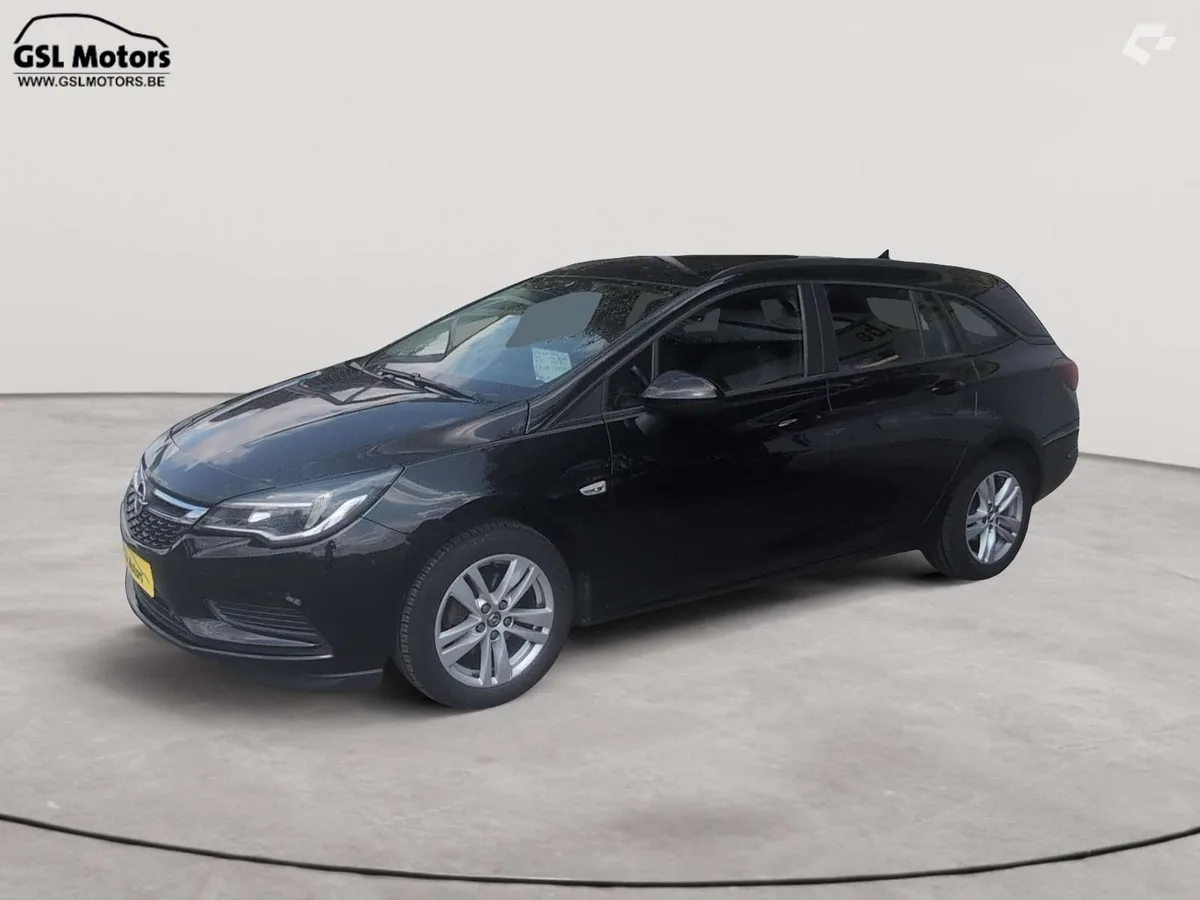 Opel Astra 2019 — photo 1