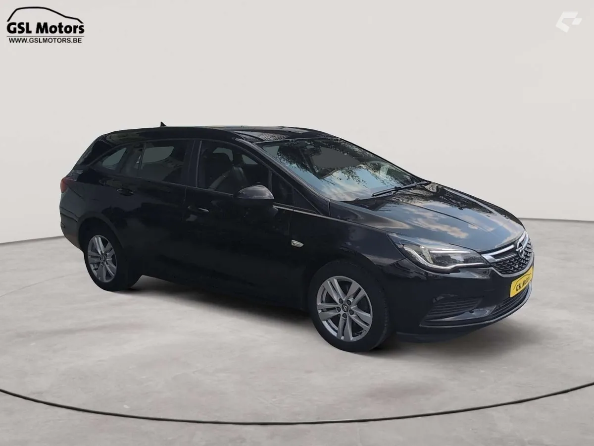 Opel Astra 2019 — photo 3