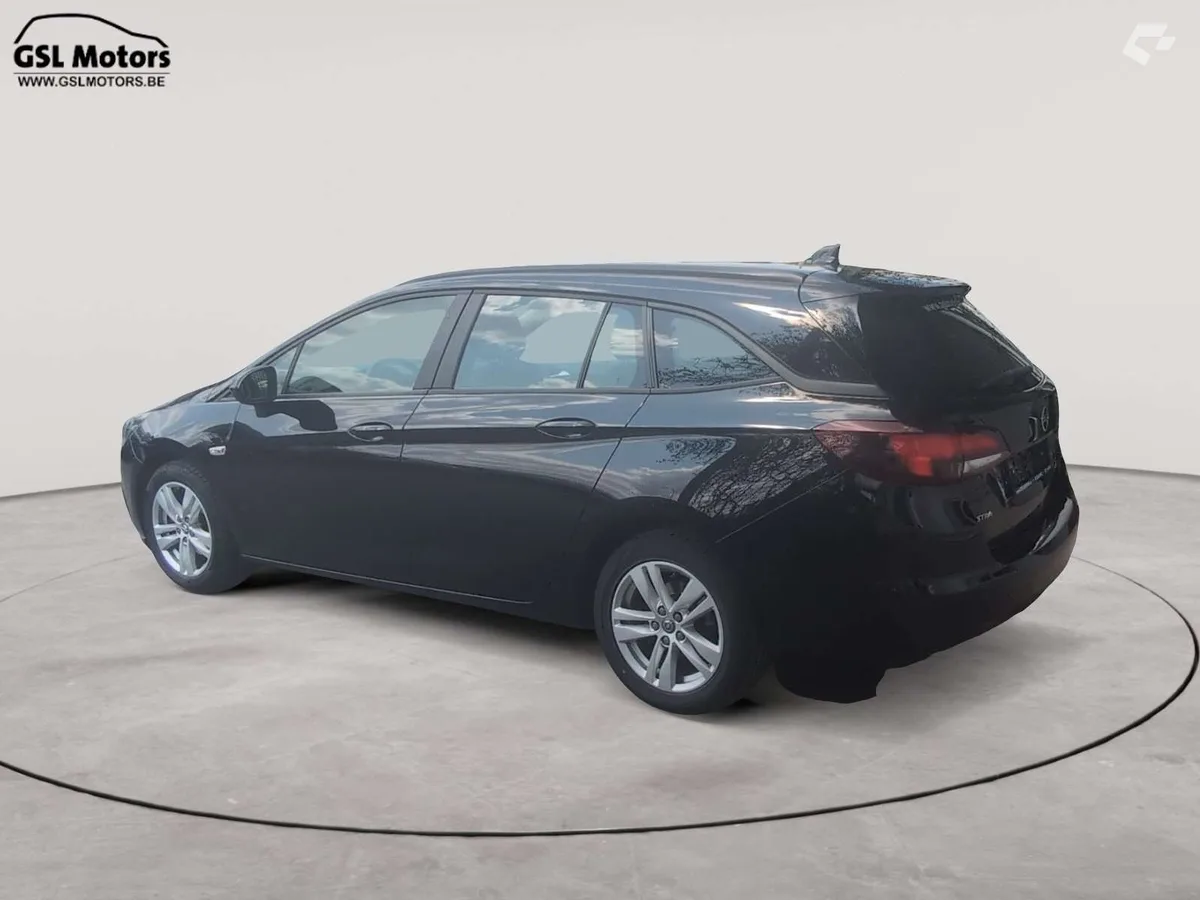 Opel Astra 2019 — photo 4