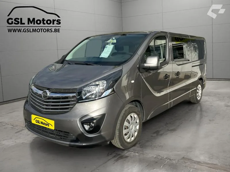 Opel Vivaro 2017 — photo 1