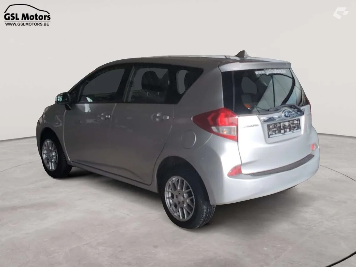 Subaru Trezia 2012 — photo 4