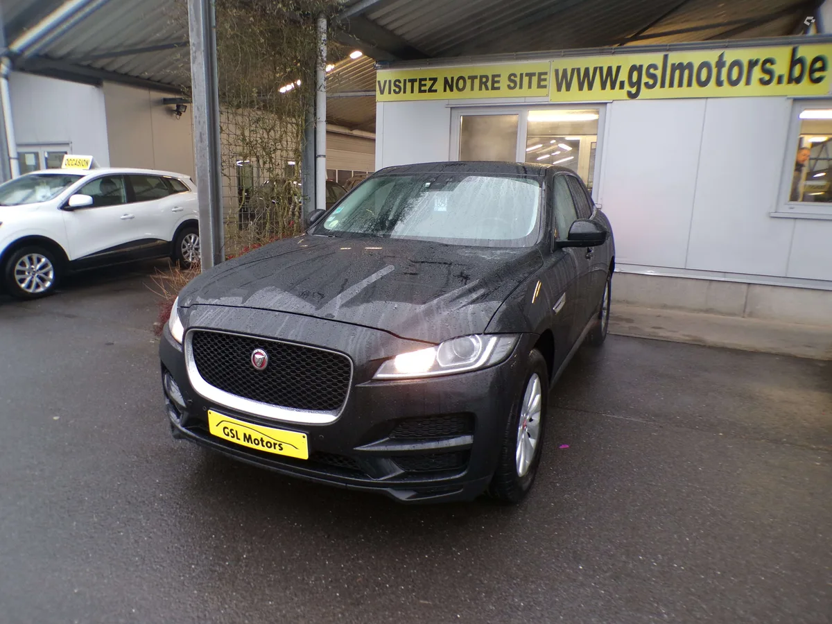 Jaguar F-Pace 2017 — photo 1