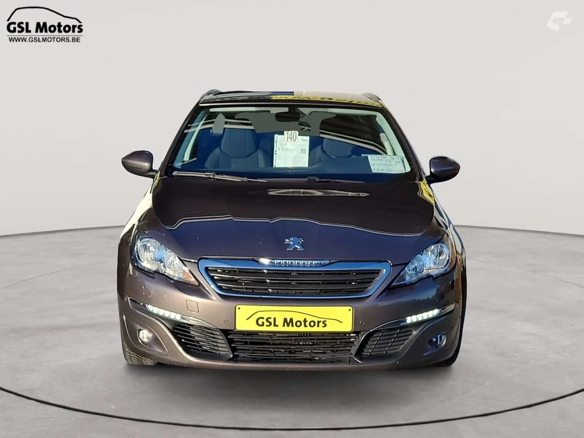 Peugeot 308 2016 — photo 2
