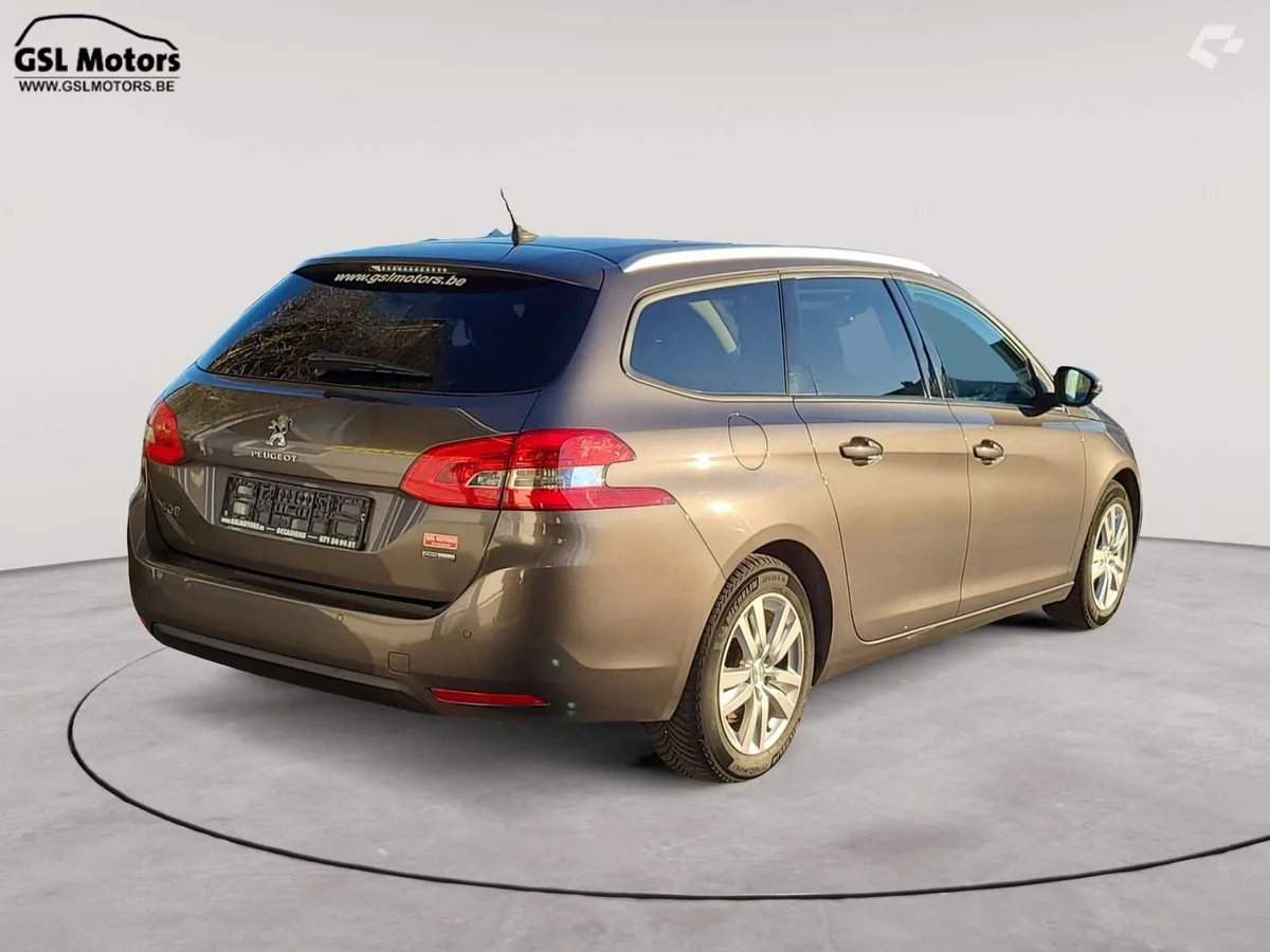 Peugeot 308 2016 — photo 4