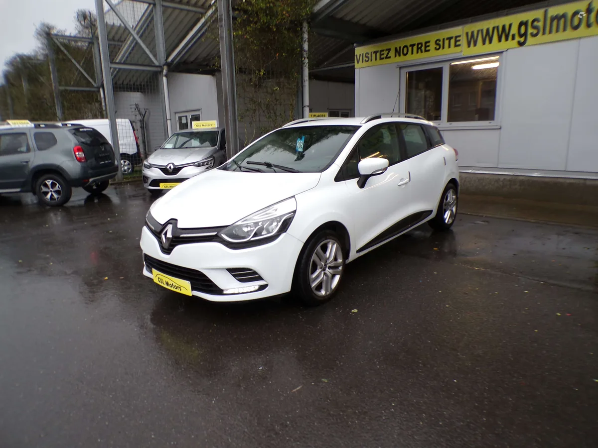Renault Clio 2018 — photo 1