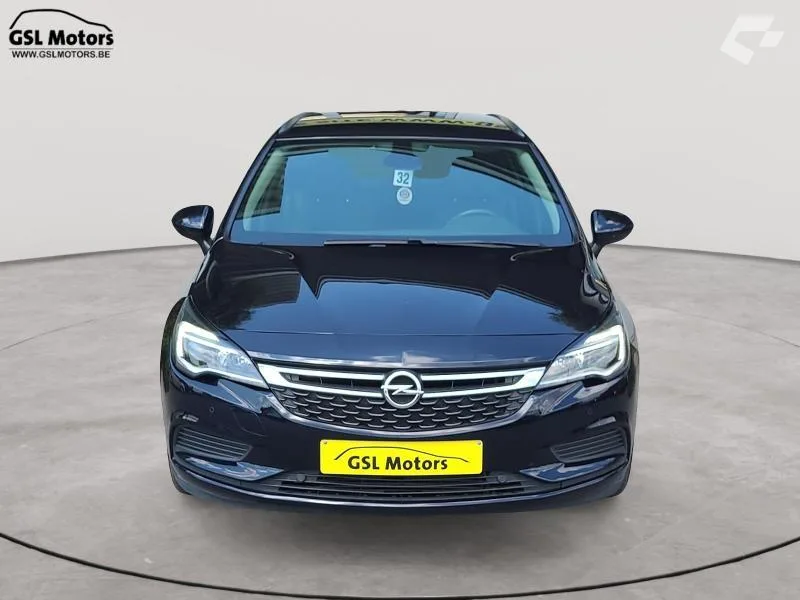 Opel Astra 2018 — photo 2