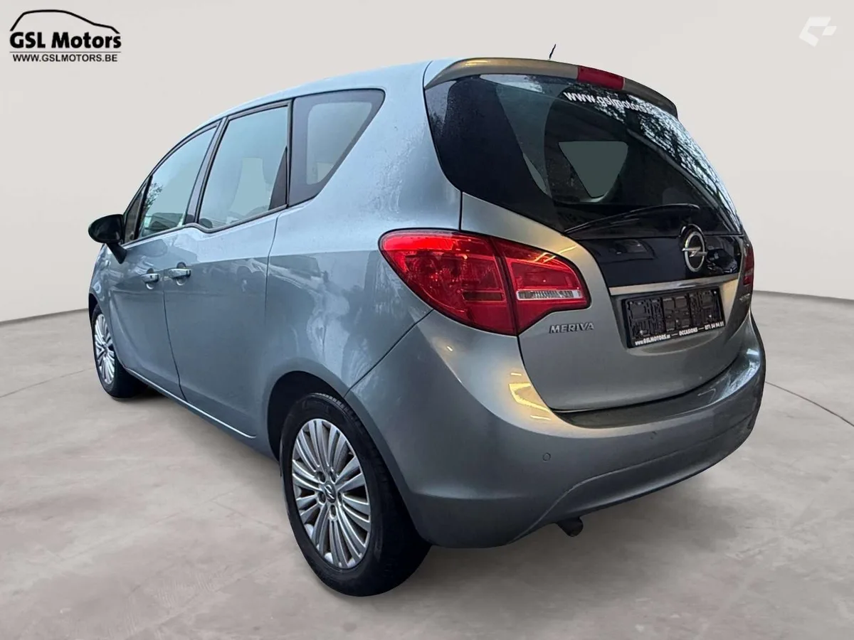Opel Meriva 2012 — photo 4