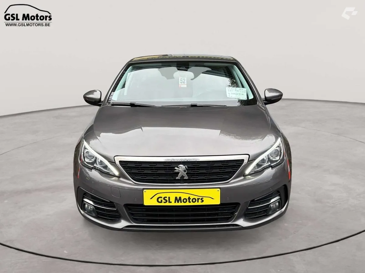 Peugeot 308 2021 — photo 2