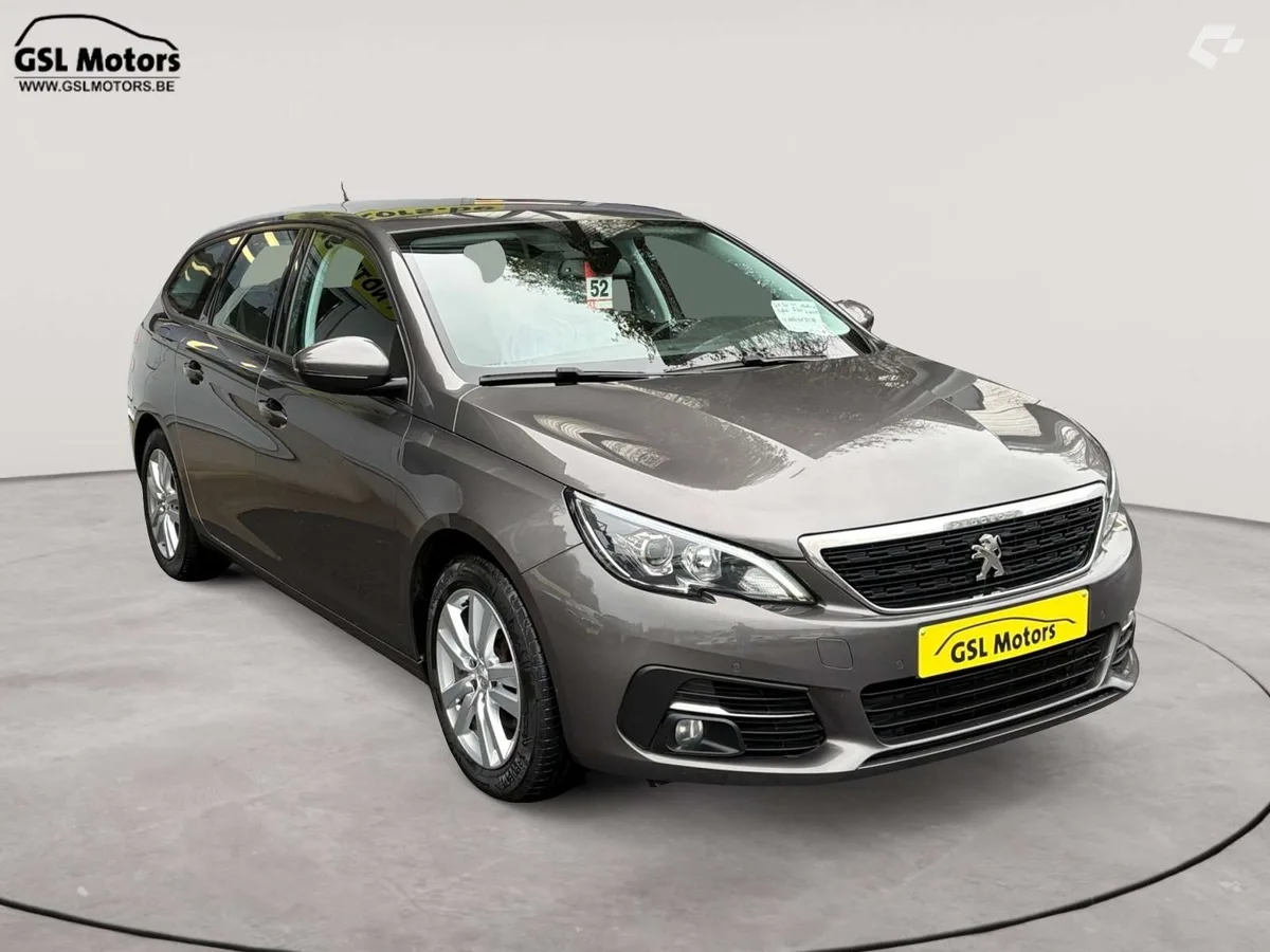 Peugeot 308 2021 — photo 3