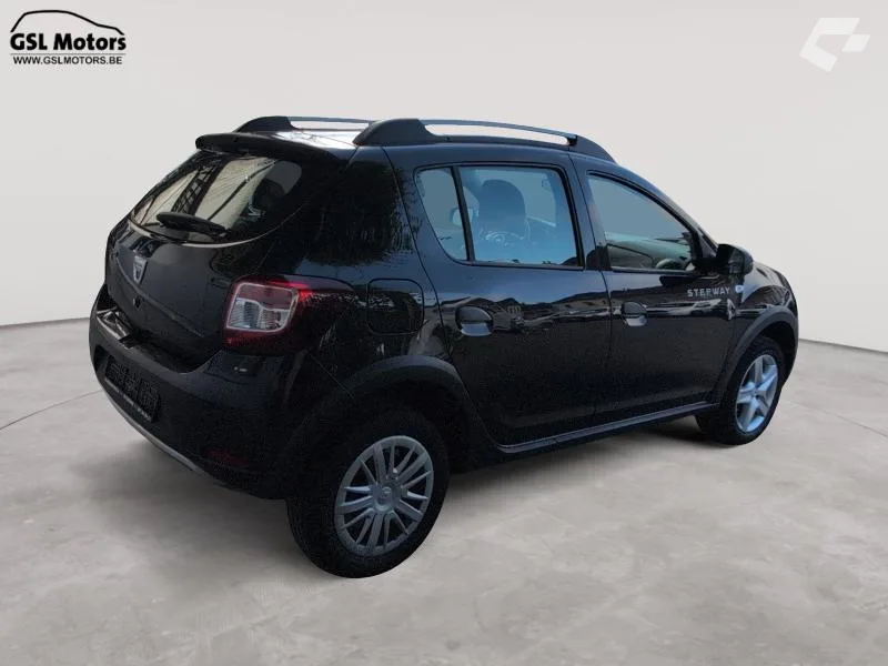 Dacia Sandero 2014 — photo 4