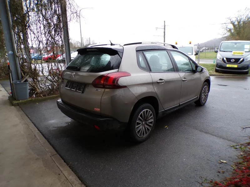 Peugeot 2008 2017 — photo 4