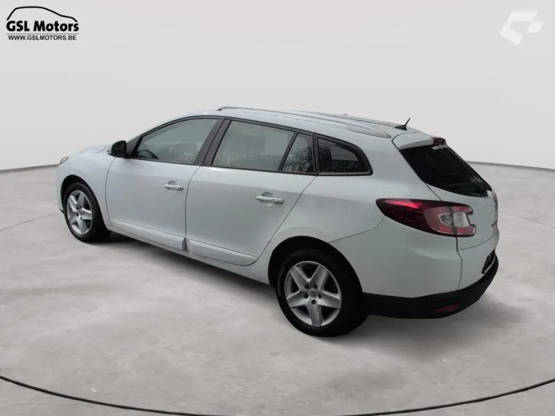Renault Megane 2016 — photo 4