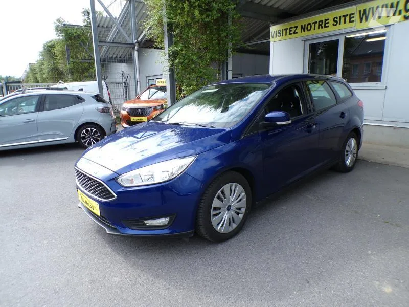 Ford Focus 2015 — photo 1