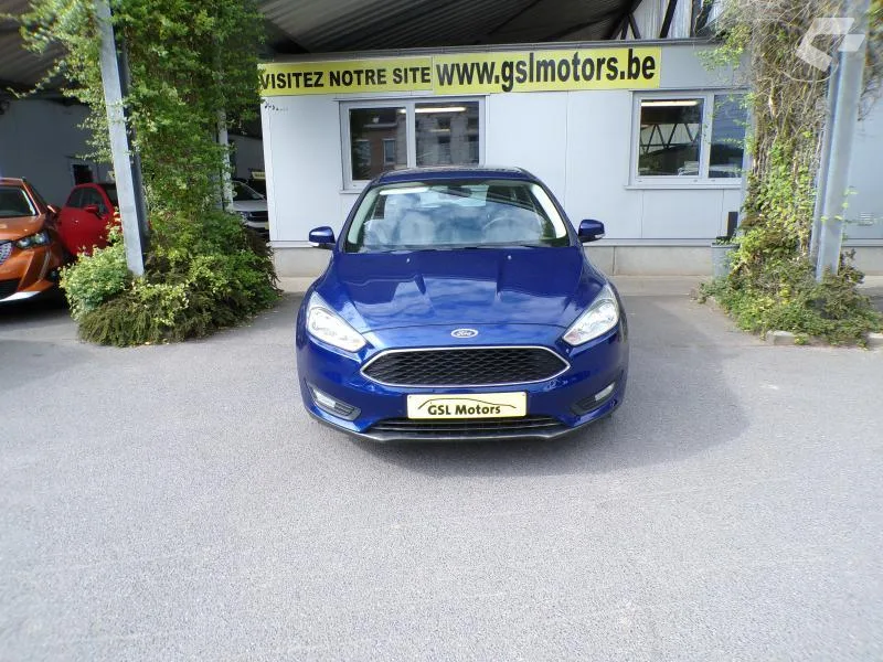 Ford Focus 2015 — photo 2
