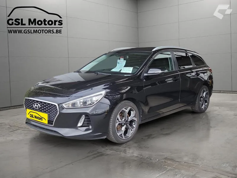 Hyundai i30 2017 — photo 1
