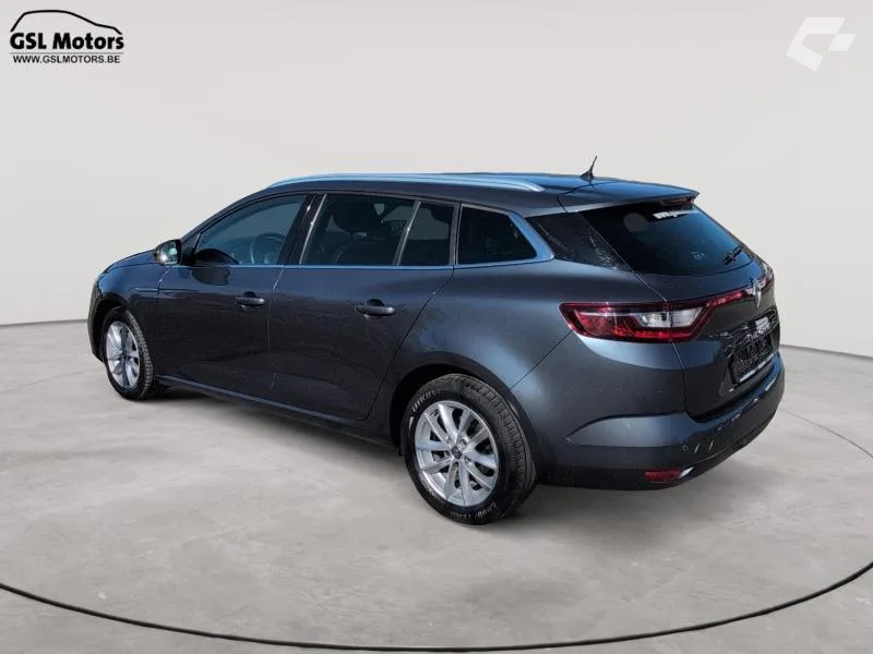 Renault Megane 2018 — photo 4