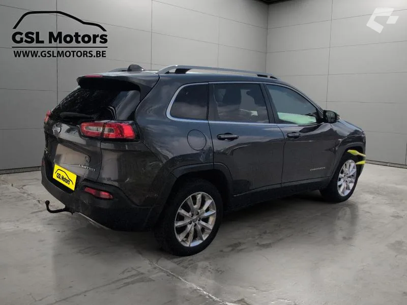 Jeep Cherokee 2015 — photo 4