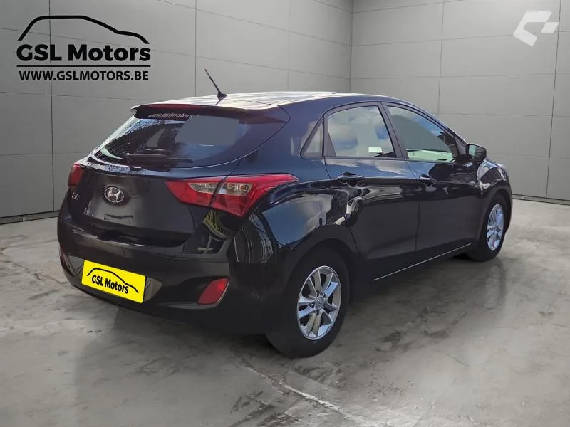 Hyundai i30 2017 — photo 4