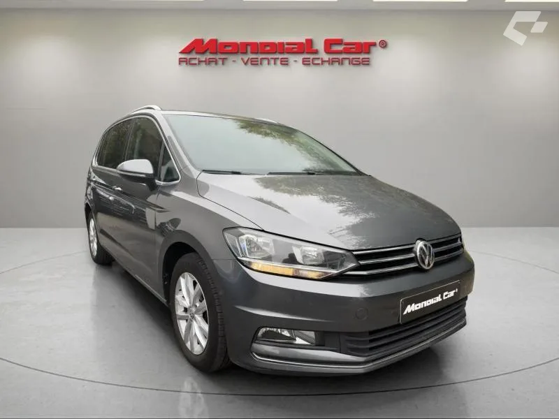 Volkswagen Touran 2017 — photo 3