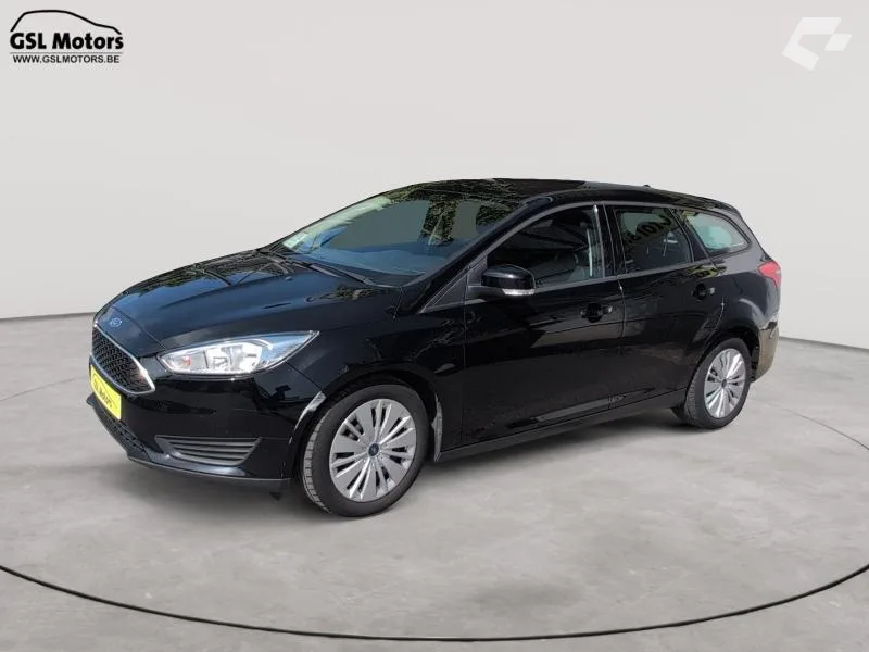 Ford Focus 2018 — photo 1