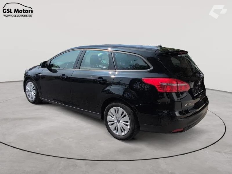 Ford Focus 2018 — photo 4