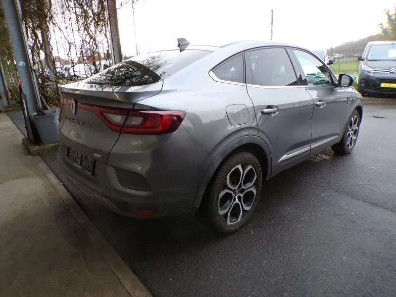Renault Arkana 2022 — photo 4