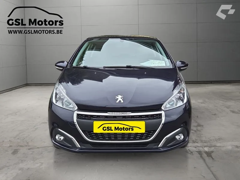 Peugeot 208 2019 — photo 2