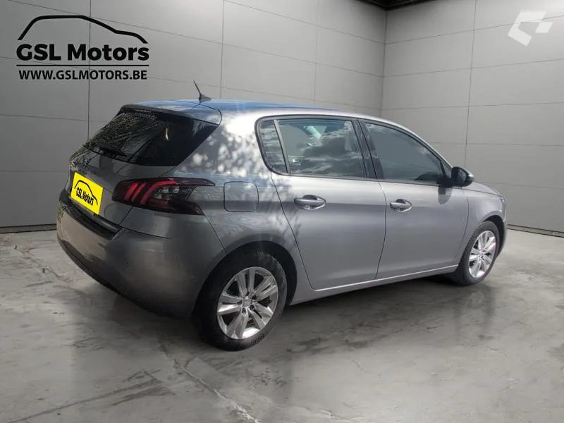 Peugeot 308 2019 — photo 4
