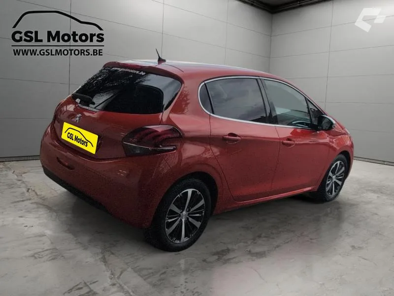 Peugeot 208 2018 — photo 4