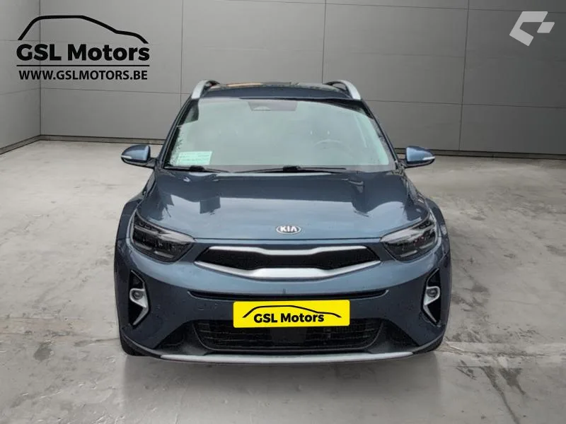 Kia Stonic 2021 — photo 2