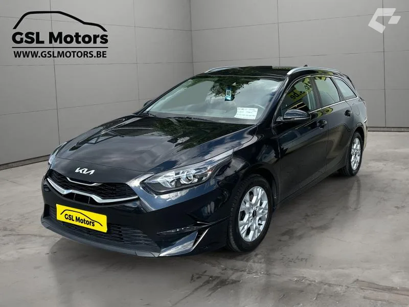 Kia Ceed 2023 — photo 1