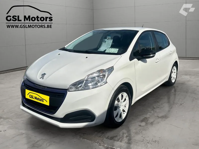 Peugeot 208 2017 — photo 1