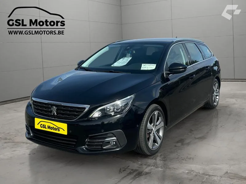 Peugeot 308 2020 — photo 1