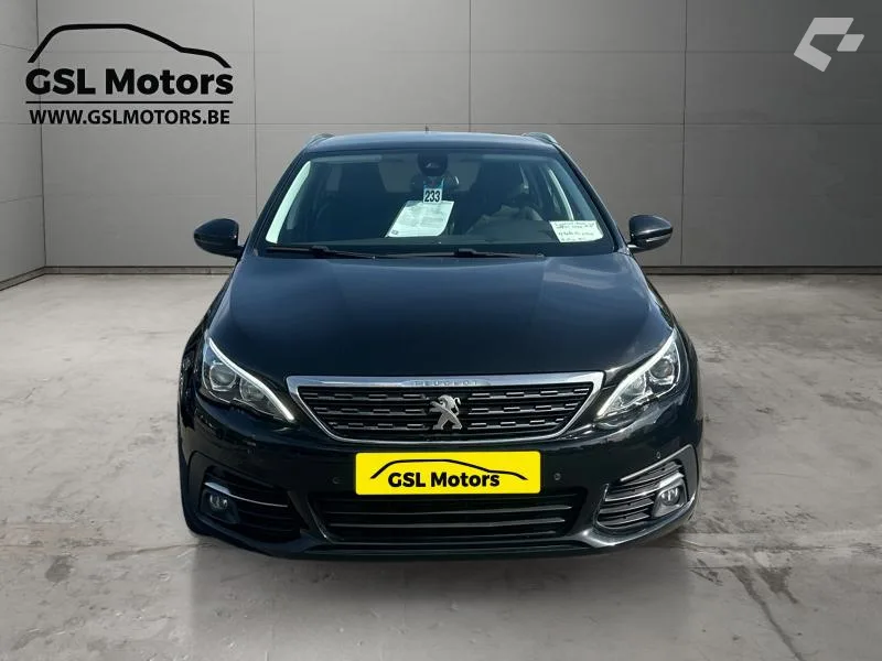 Peugeot 308 2020 — photo 2