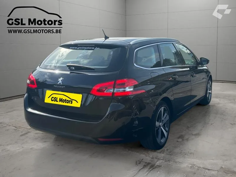 Peugeot 308 2020 — photo 4