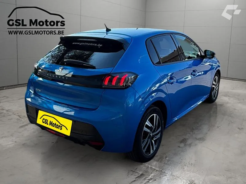 Peugeot 208 2022 — photo 4
