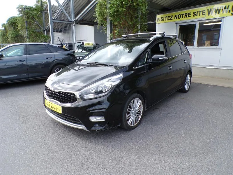 Kia Carens 2017 — photo 1