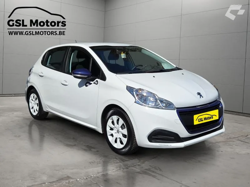 Peugeot 208 2015 — photo 3