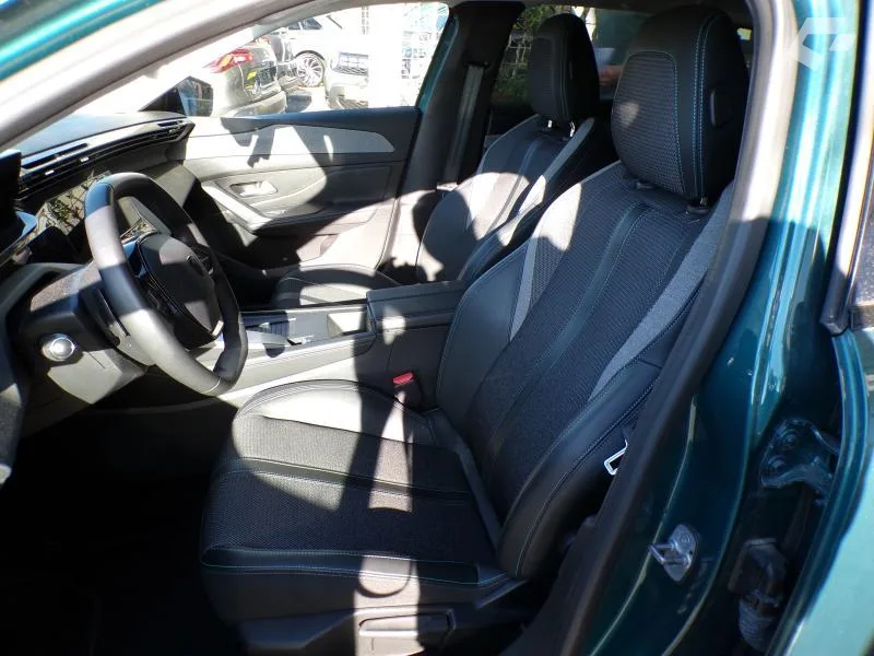 Peugeot 308 Sw 2023 — photo 2