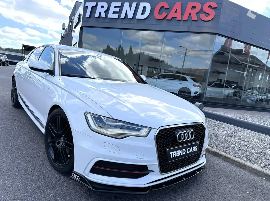 Audi A6 2012 — photo 1