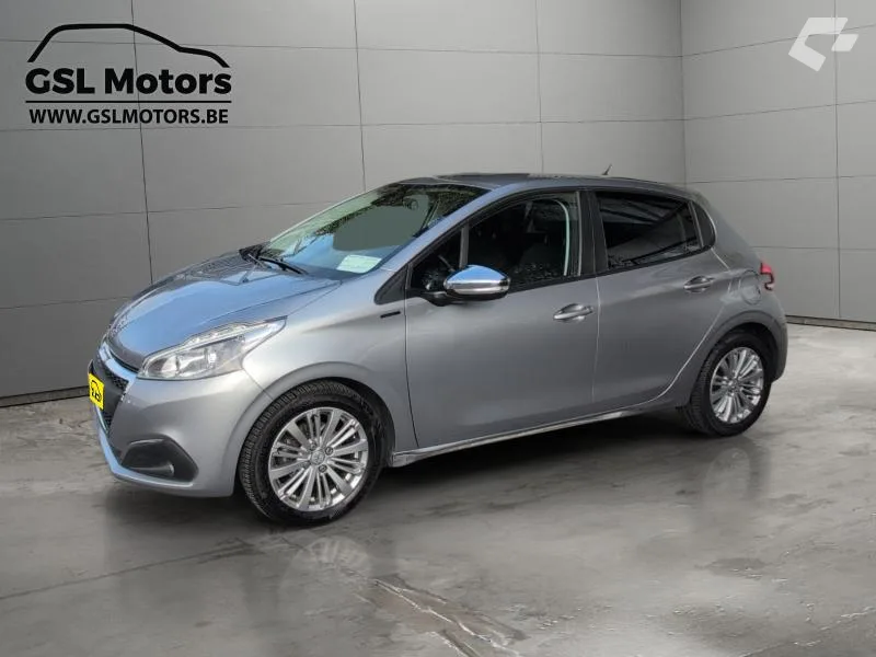 Peugeot 208 2019 — photo 1