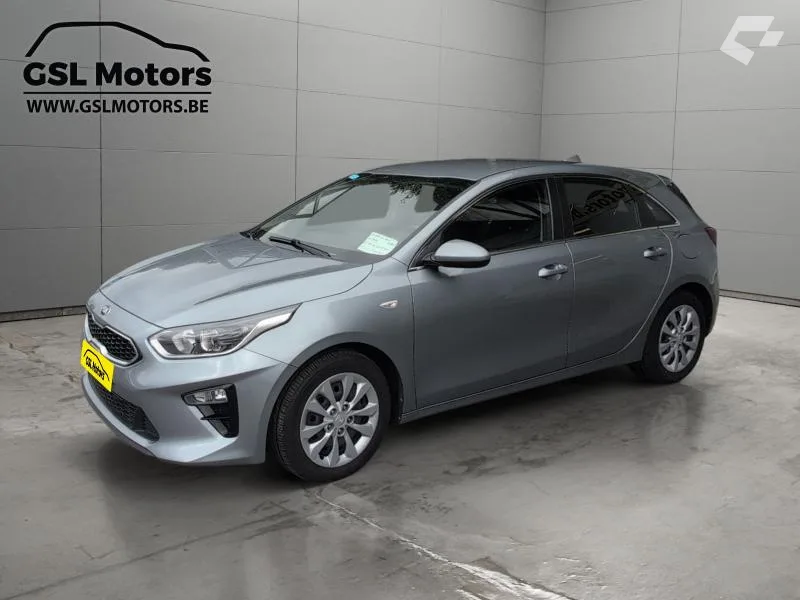 Kia Ceed 2021 — photo 1
