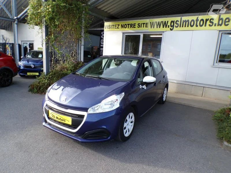 Peugeot 208 2016 — photo 1