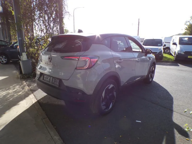Renault Captur 2025 — photo 4