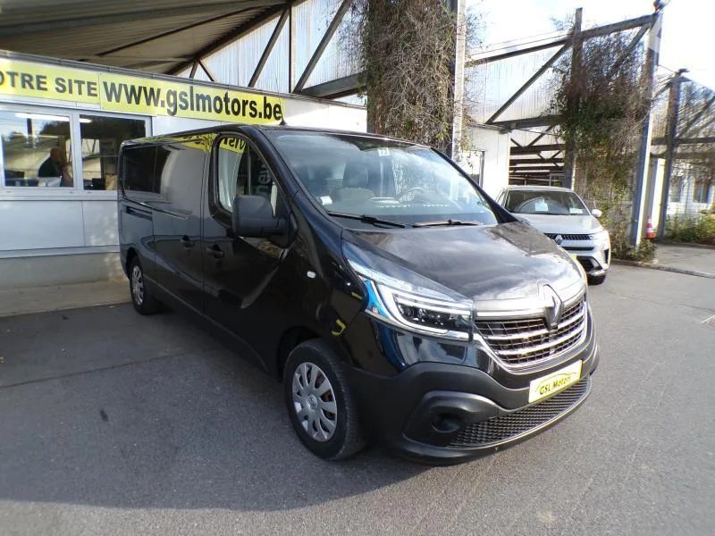 Renault Trafic 2019 — photo 3