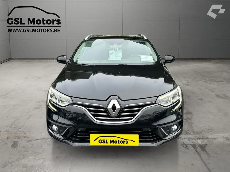 Renault Megane 2018 — photo 2