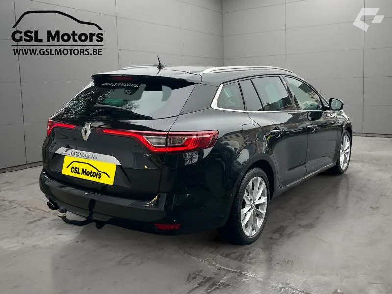 Renault Megane 2018 — photo 4