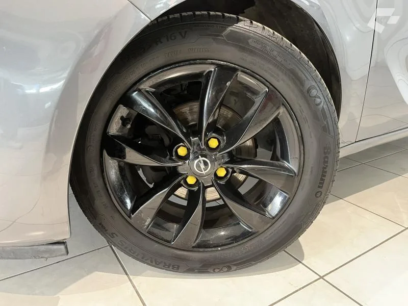 Opel Adam 2015 — photo 2